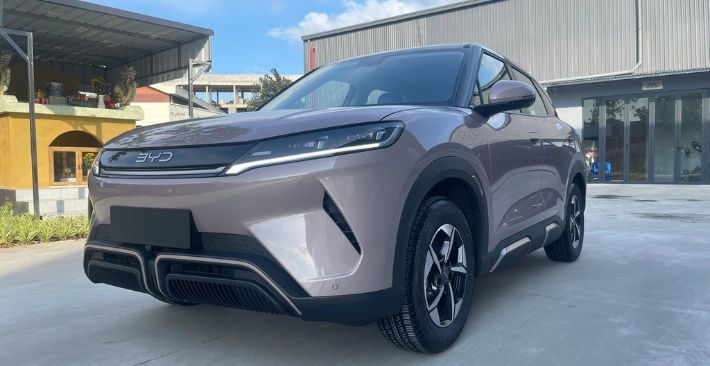 byd-atto-2-mau-xam.jpg