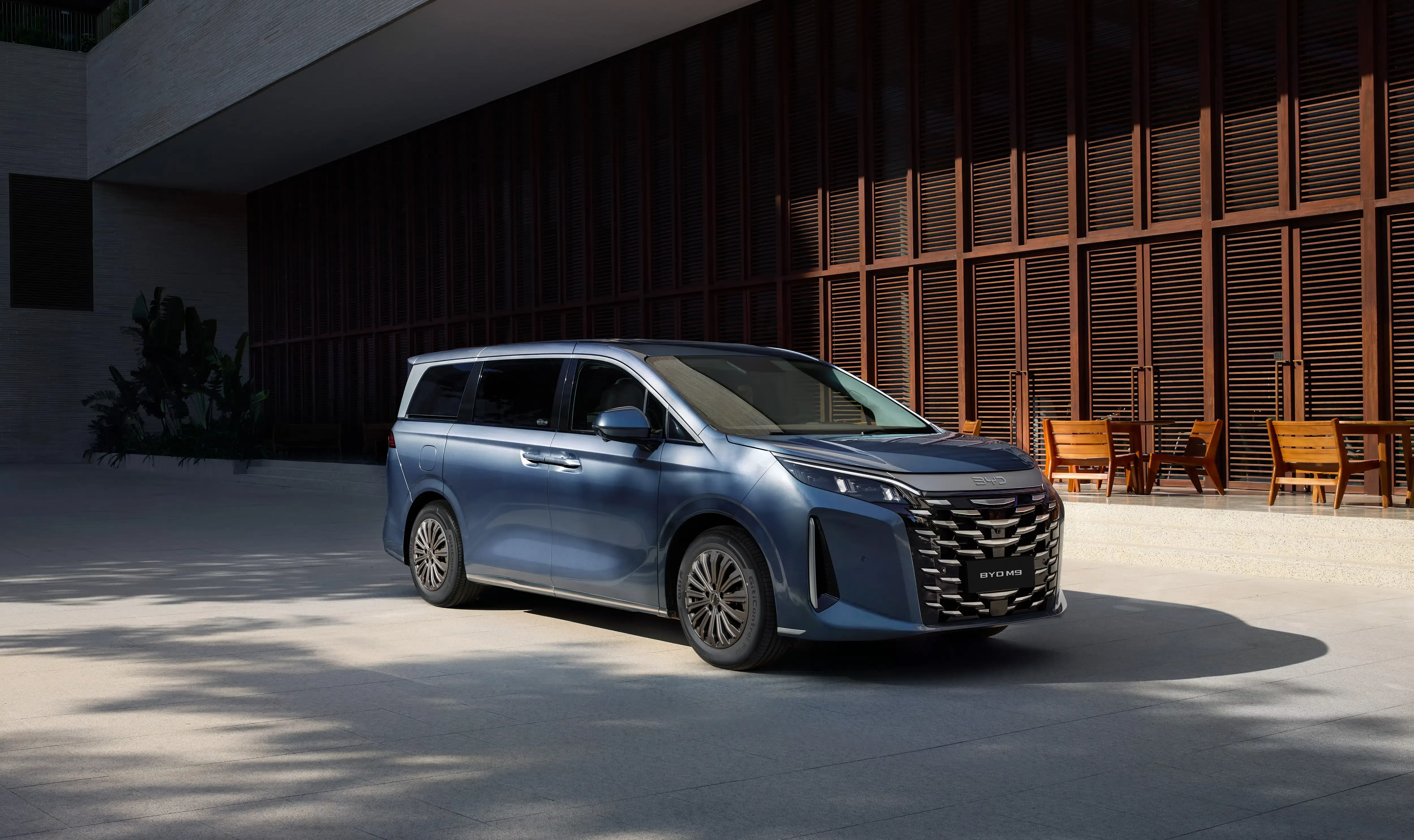 BYD M9 Interior View