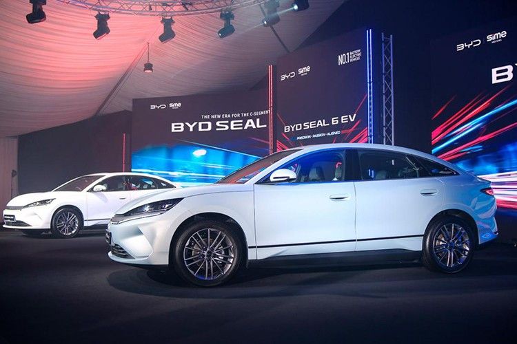 byd-seal-6-2025-1.jpg