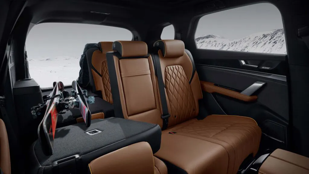 BYD Han Interior Golden Orange - 2