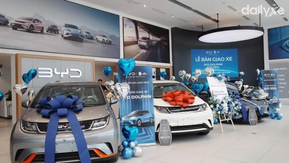 dai-ly-byd-long-bien-ha-noi.webp