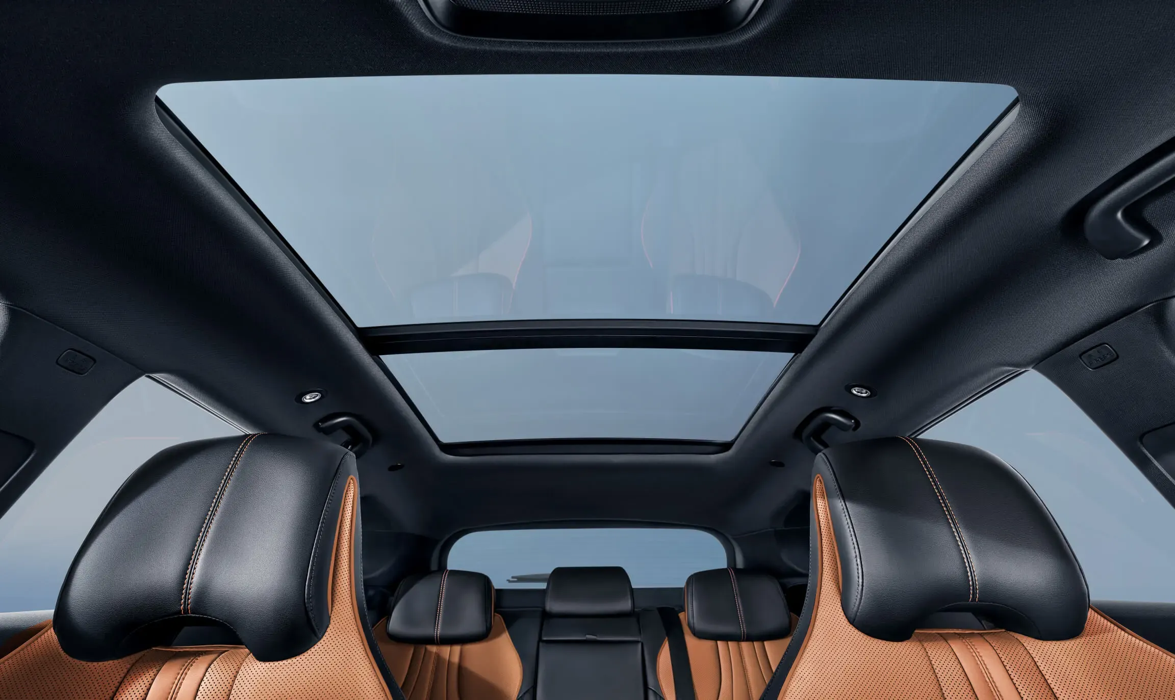 BYD SEALION 6 interior in Black + Brown - view 4