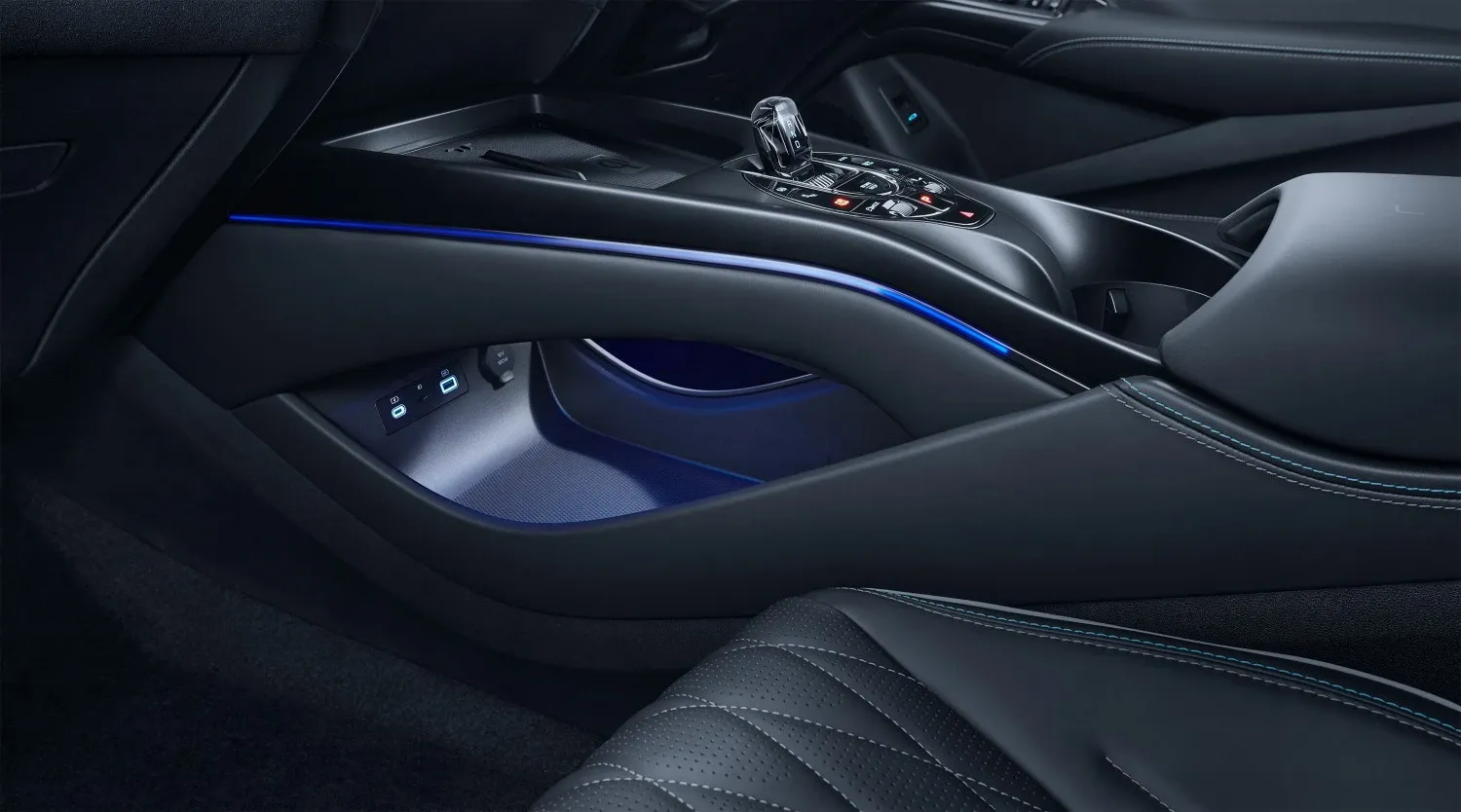 BYD Dolphin Interior Thaumas Black - 3