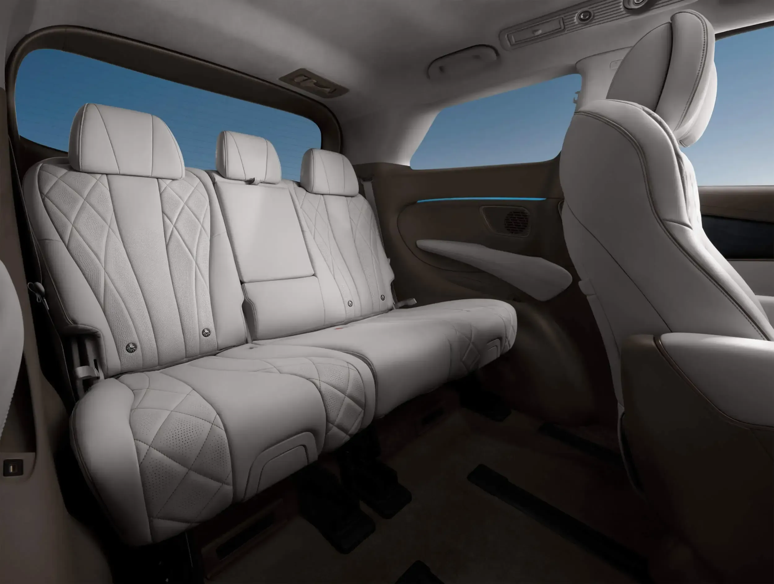Denza D9 third-row seats