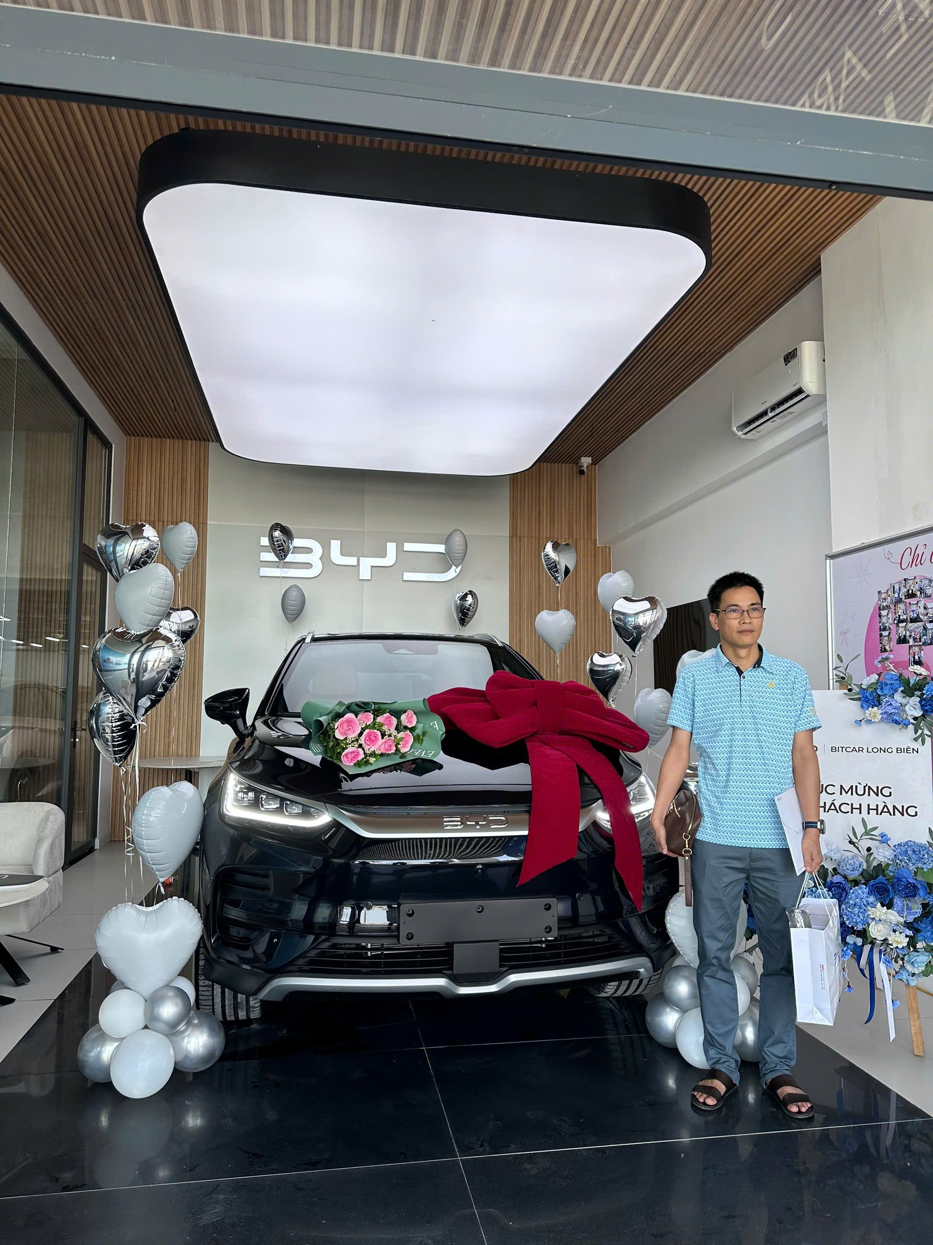 nhan-xe-byd-sealion-8-byd-long-bien-4s.jpg